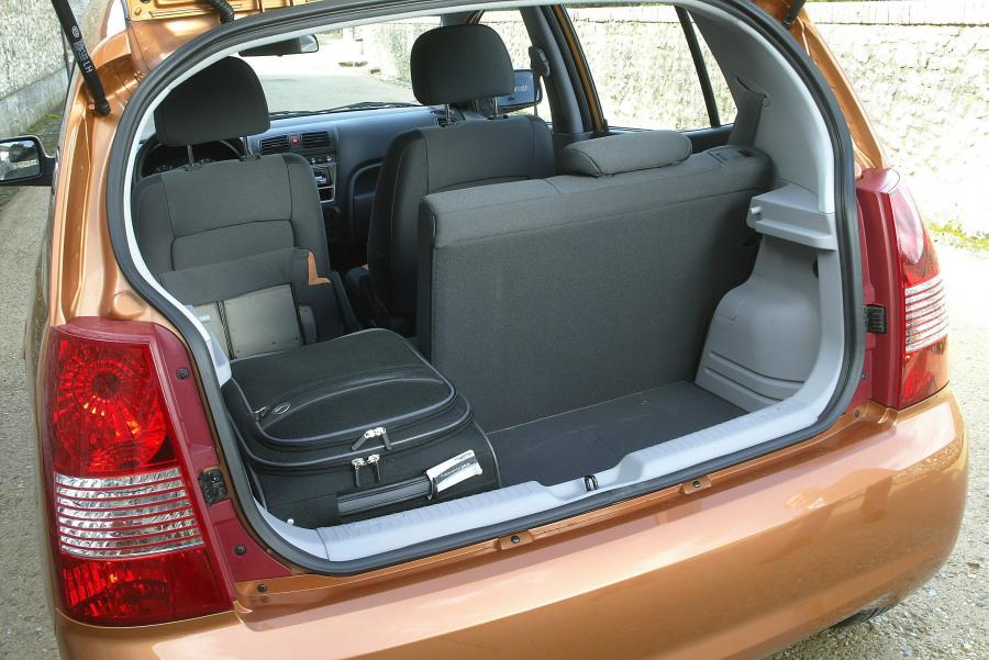  Kia Picanto 2005 года  (фото 80 из 126)
